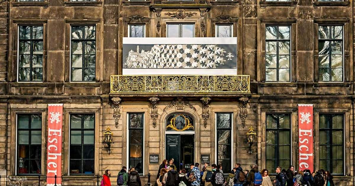 Experience Art That Challenges Reality